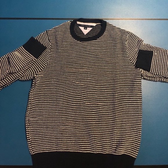 Men’s XL Tommy Hilfiger Sweater - Picture 1 of 2